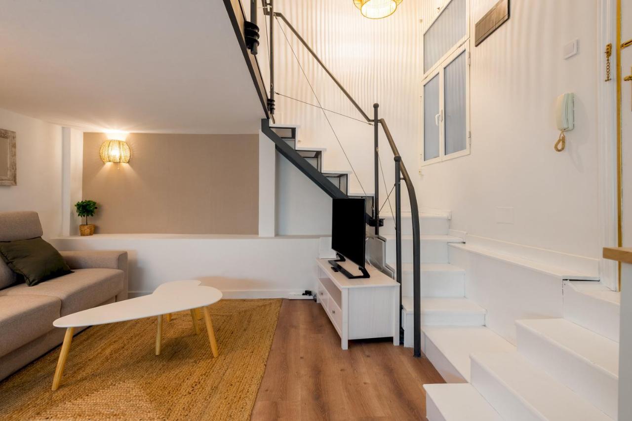 1 Bedroom 1 Bathroom Furnished - Lavapies - Duplex マドリード エクステリア 写真