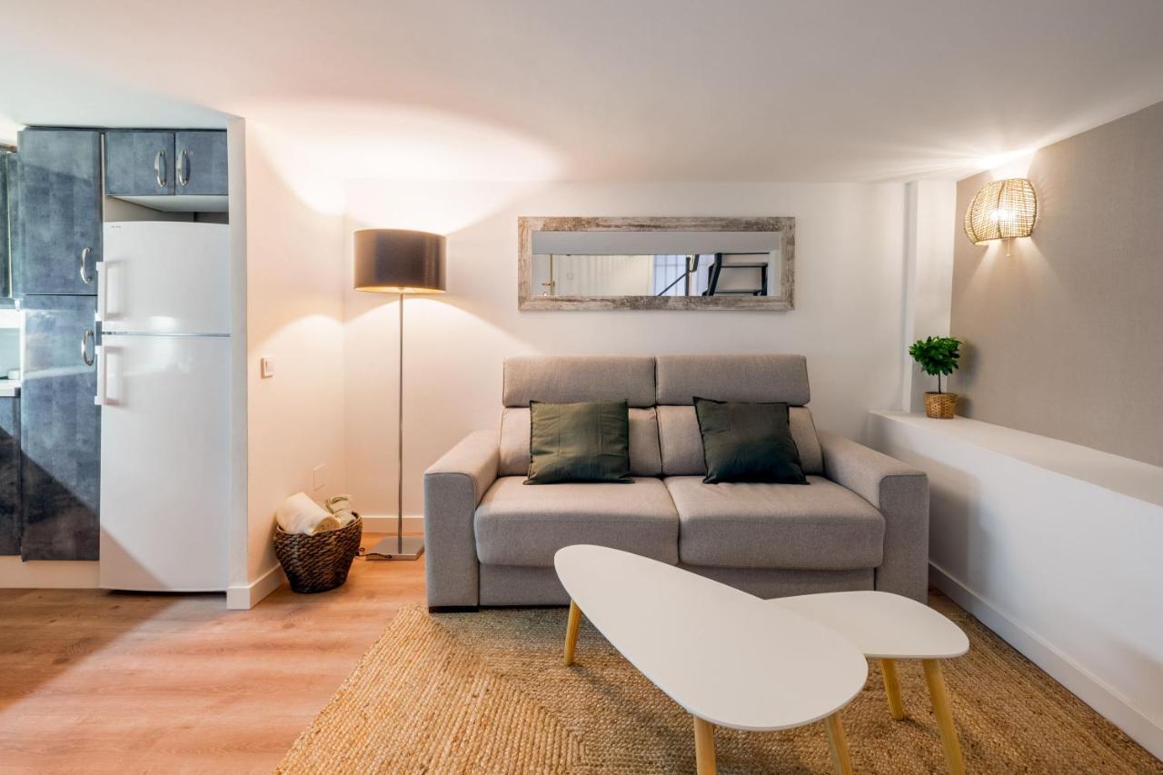 1 Bedroom 1 Bathroom Furnished - Lavapies - Duplex マドリード エクステリア 写真