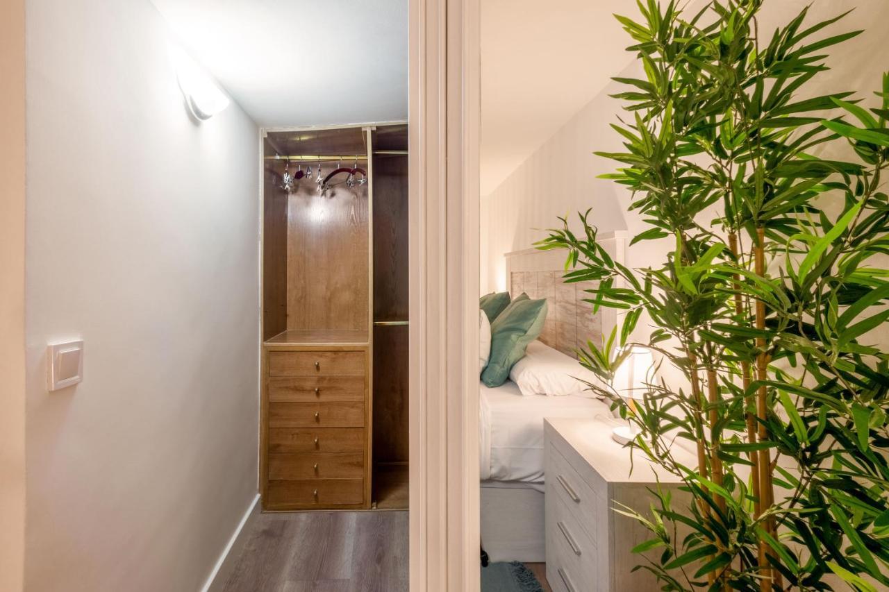 1 Bedroom 1 Bathroom Furnished - Lavapies - Duplex マドリード エクステリア 写真